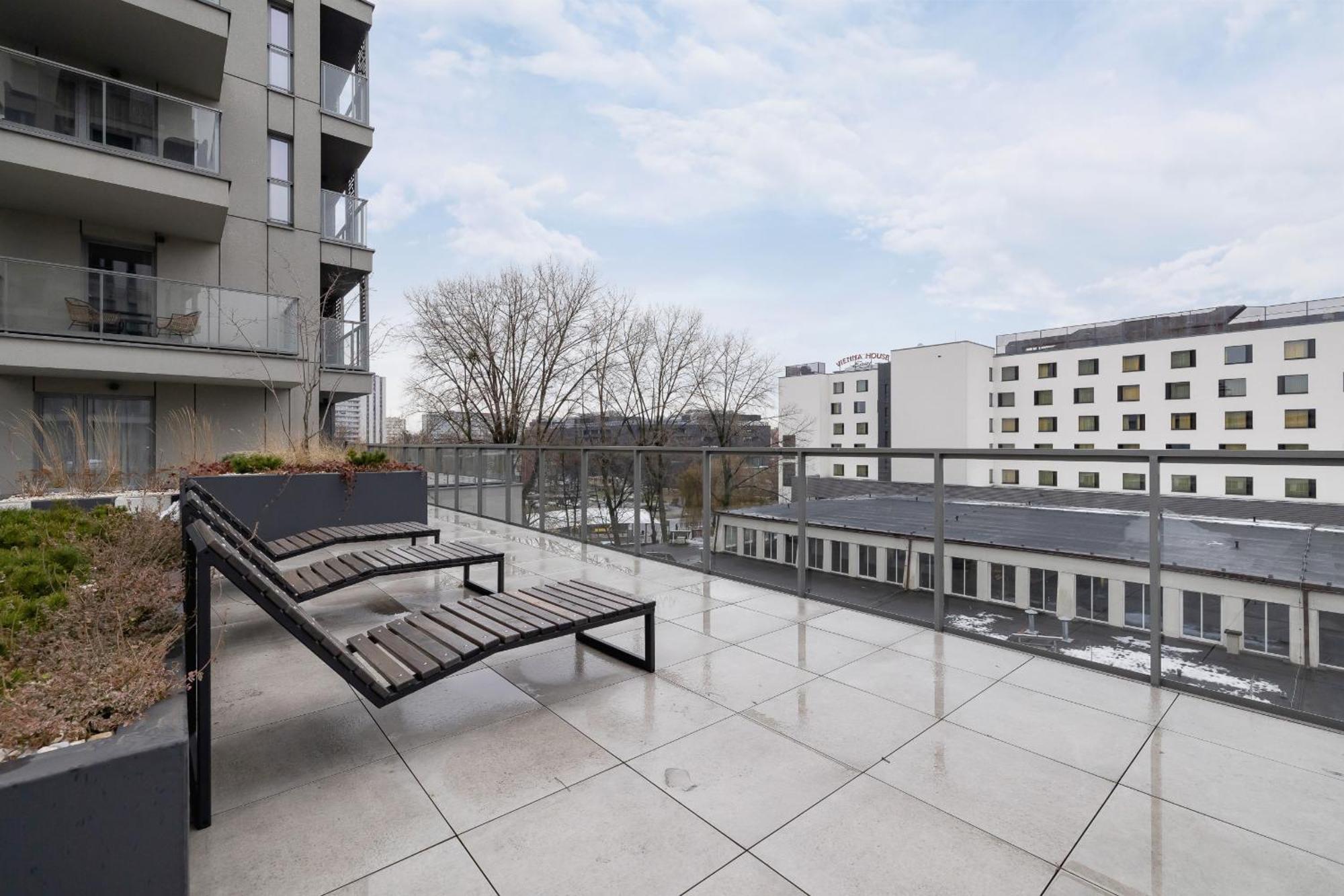 Exclusive Apartment In Katowice With Balcony, Parking, Gym And Sauna By Noclegi Renters Extérieur photo